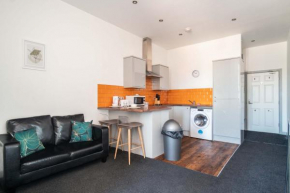 Convenient 1 Bed Apartment in Central Blackburn